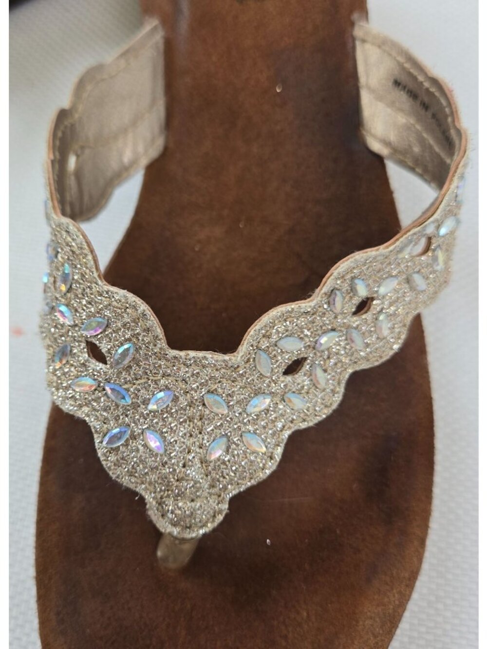 Walking Comfort Wedge Scalloped and Beaded Thong Strap Sandals Size 40/US 9 - Picture 6 of 10